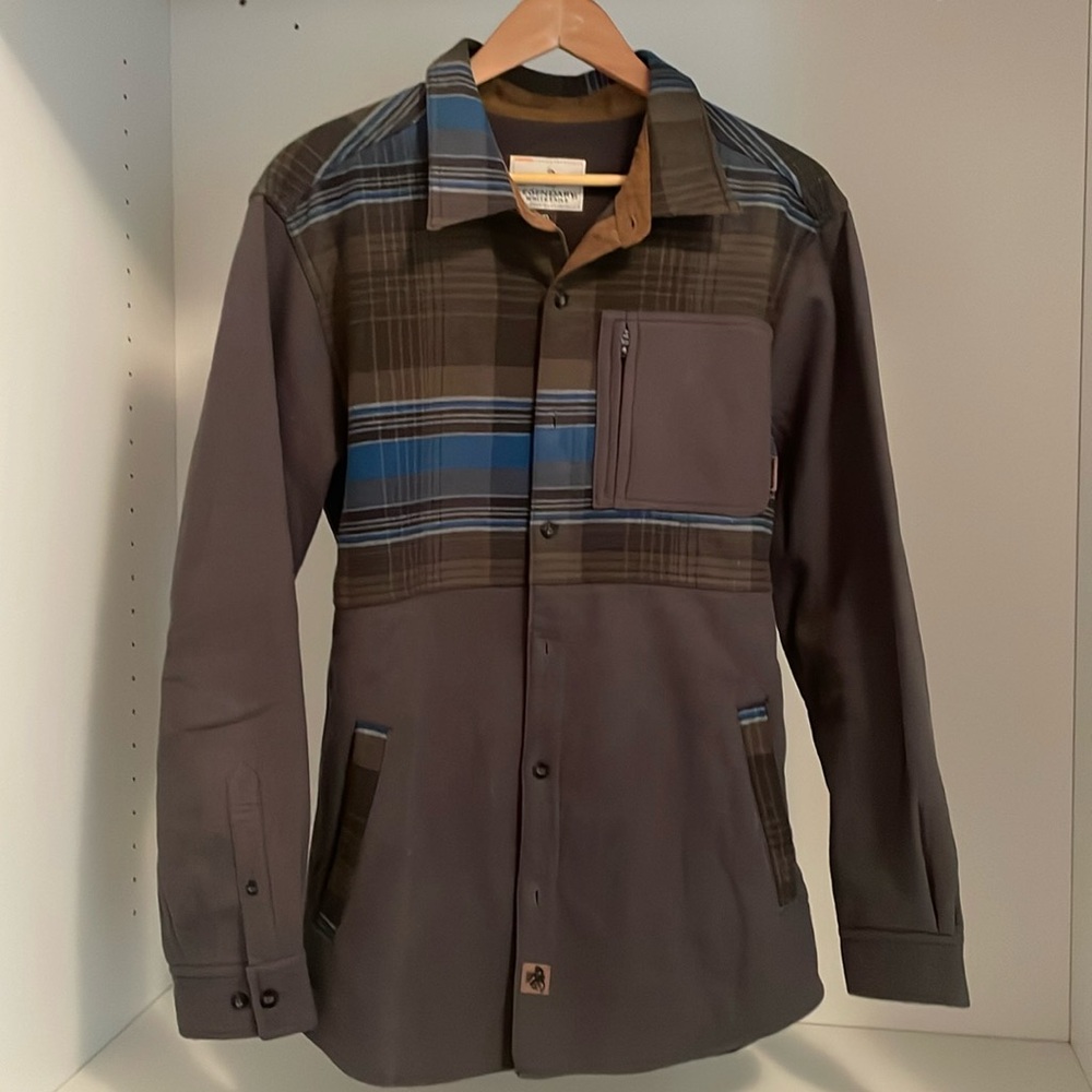 Legendary Whitetails Long sleeve button down